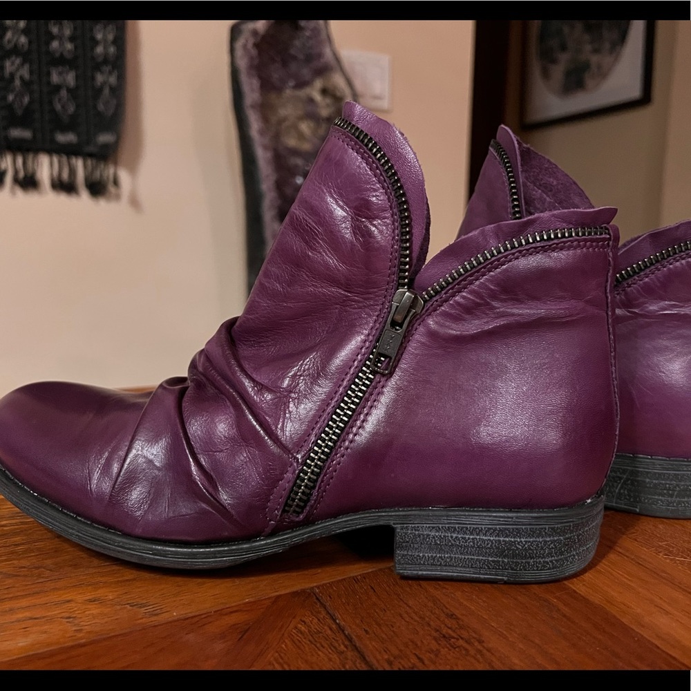 Miz Mooz Shoes